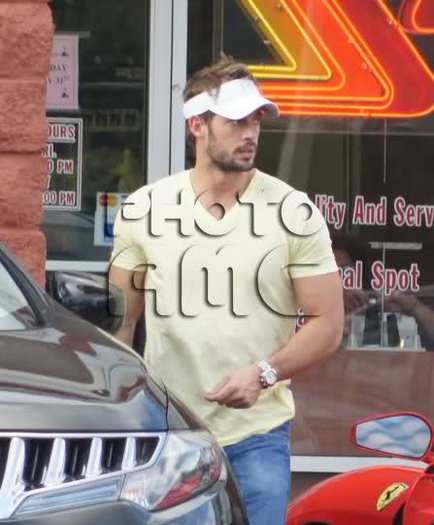 2mnq9zt - William Levy