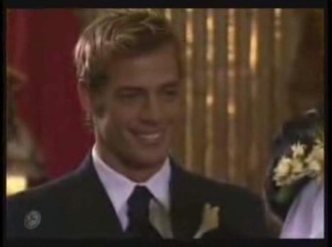 2013ky2 - William Levy