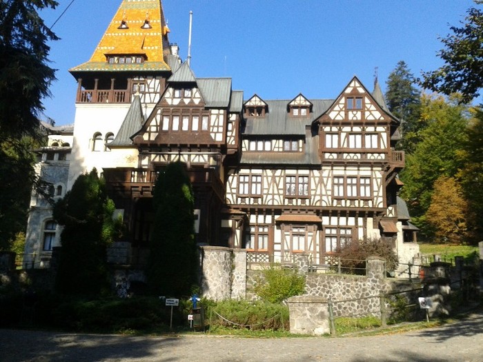 C360_2011-10-07 10-16-00 - sinaia 2011