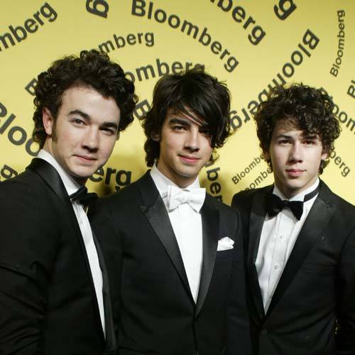 jonas-brothers1 (1) - jonas brothers