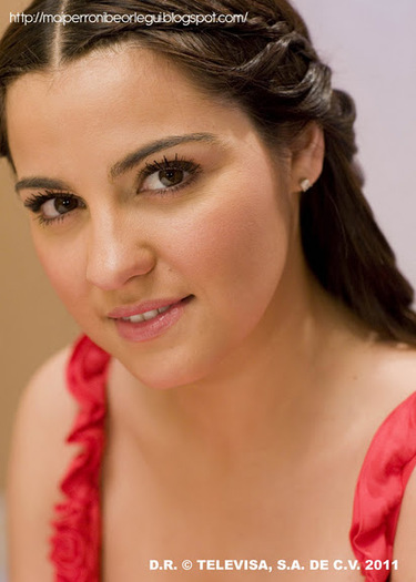 326036634 - 1-Maite 3