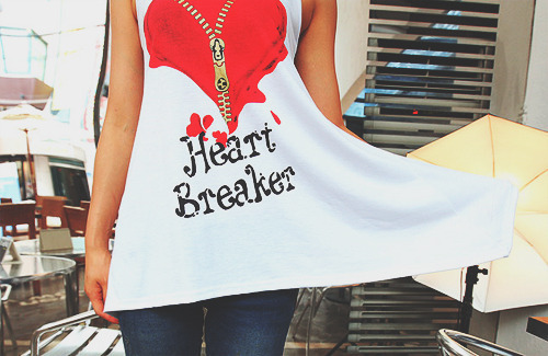 Cei doi petrecura timpul impreuna pana seara. Inainte de a merge la Jake la cina...