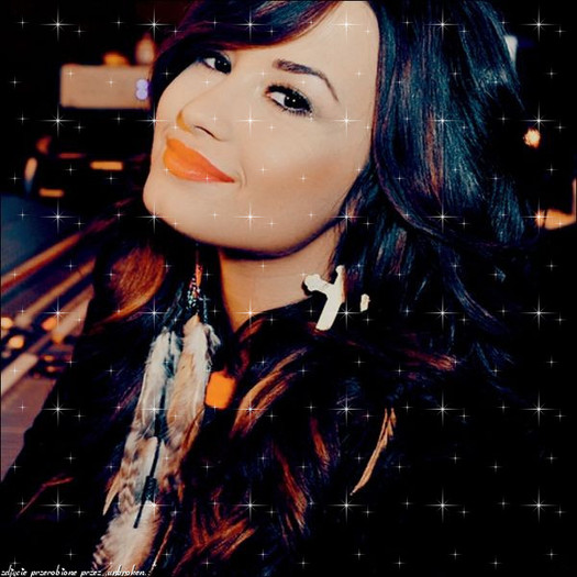 Stai relax. Nimeni nu ma ia de langa tine! [si-l saruta]