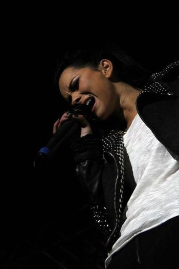 - Inna at Six Flags Tour in Mexic 7 10 2011