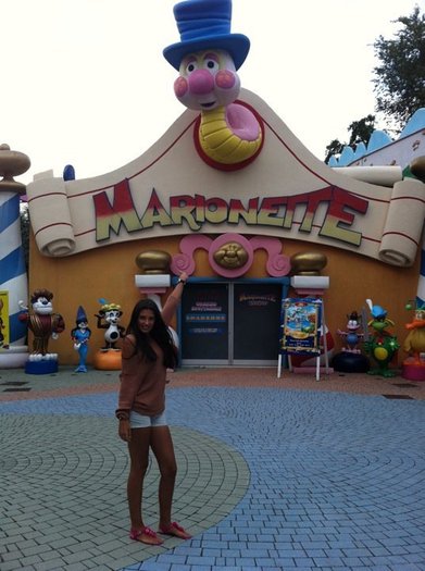 251515_242659262422998_182961278392797_817622_3693566_n - antonia iacobescu