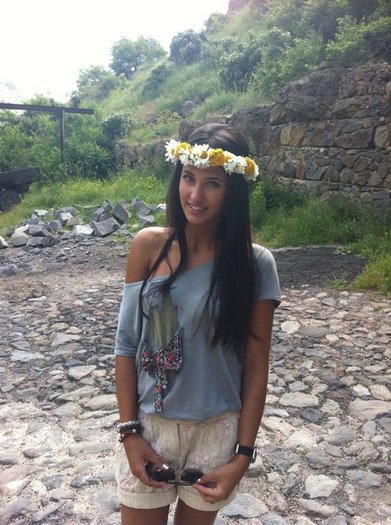 255627_219262324762692_182961278392797_745834_3450952_n