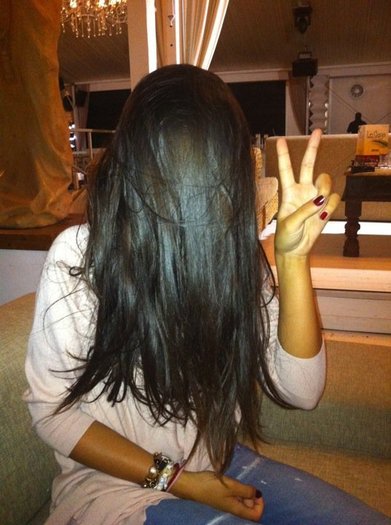 284663_240419719313619_182961278392797_808581_4560082_n