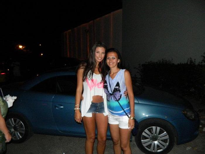 295812_288702407811487_100000151912397_1402369_2070102288_n - antonia iacobescu