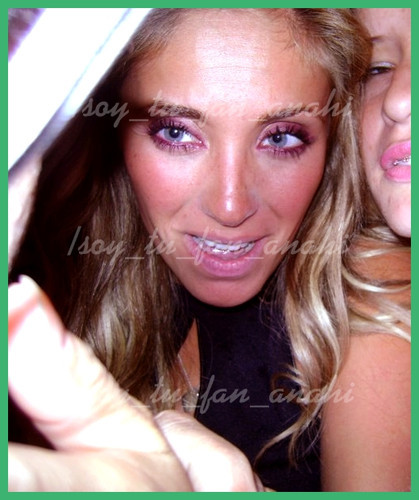 1316456721216_f - 00Any00