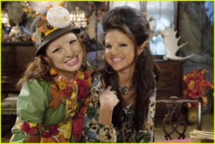 selena-gomez - magicienii din waverly place