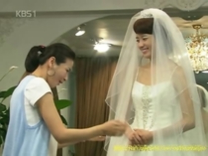 49293429_AFUZGYIKL - Han Hyo Joo