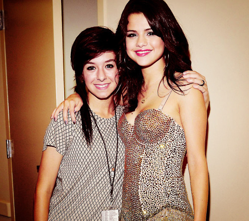 46520013_KBLSCYPXH - selena gomez