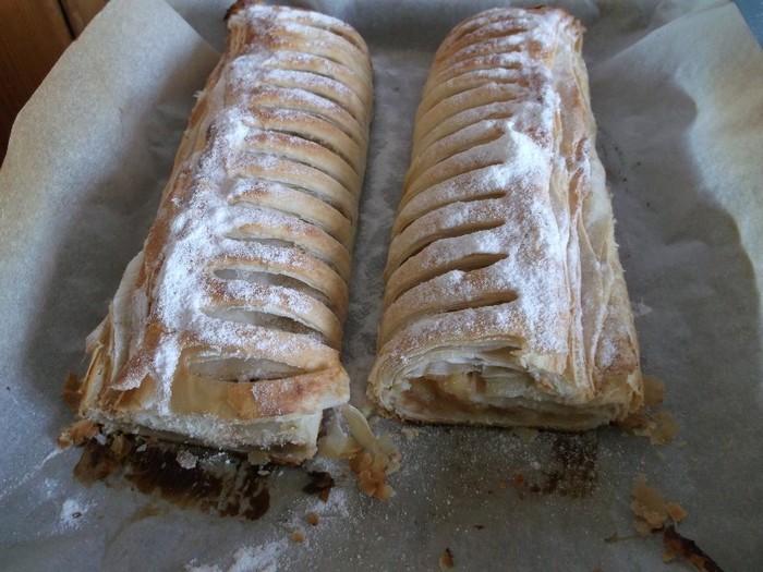 STRUDEL MERE DIN GERMANIA - MINUNATII ALE LUMII