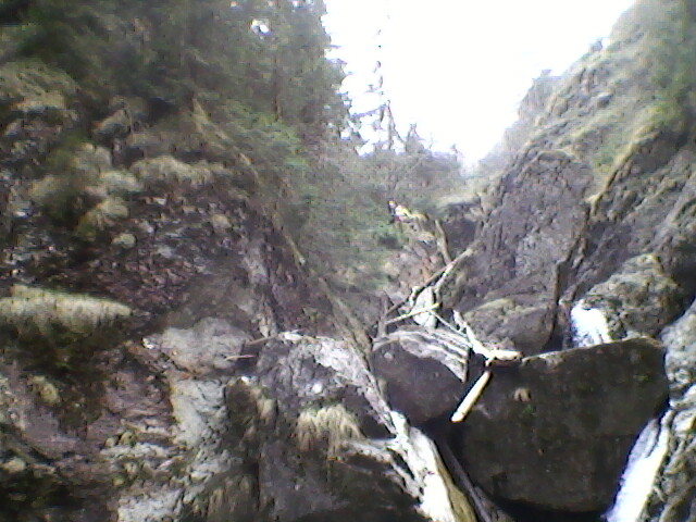 2 cascada iadolina