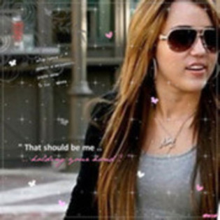 14 - Miley Cyrus