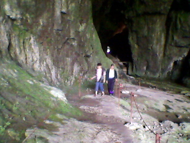 iesire din pestera unguru mare - suncuius 2011