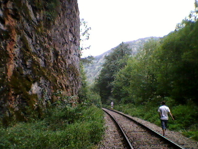 in drum spre pestera pe calea ferata (1) - vadu crisului 2011
