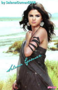 25 - Selena Gomez 000