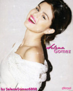 28 - Selena Gomez 000