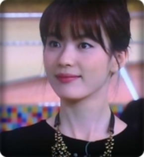 49389674_HJGKRGRLT - Han Hyo Joo