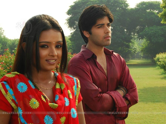 33318-a-still-image-of-ranvir-and-ragini