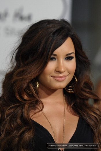 Demi Lovato - DEMI LOVATO LA HTC STATUS SOCIAL LAUNCH EVENT