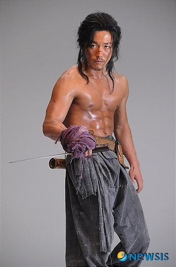20091105175614571 - Dae-gil