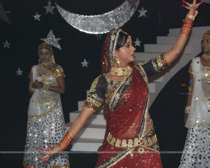 32092663_KVJVMPFCY - Sapna Babul Ka Bidaai