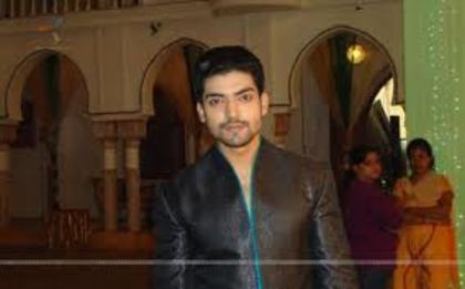 images (24) - Geet Hui Sabse Parayi