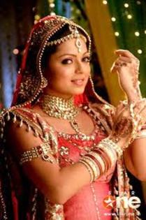 images (26) - Geet Hui Sabse Parayi