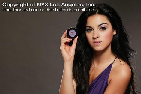 maite-perroni-and-nyx-cosmetics-gallery (2)