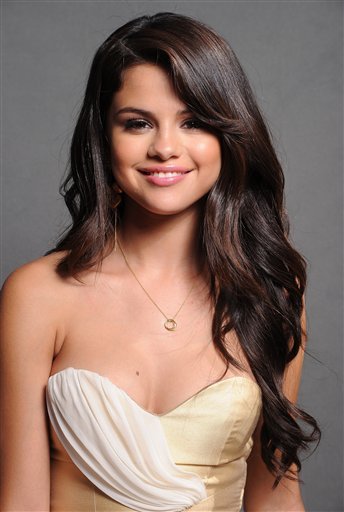Selena Gomez - SELENA GOMEZ PHOTOSHOOTS 2