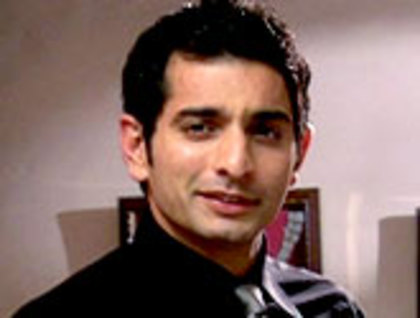 Antagonist_Siddhart Mehra - Raichand -- Siddhartha Singh