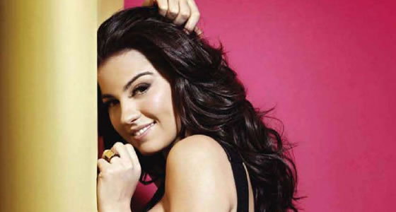 Maite-Perroni - Maite Perroni-Esquire y el intervio