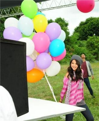 normal_60 - selena gomez 5