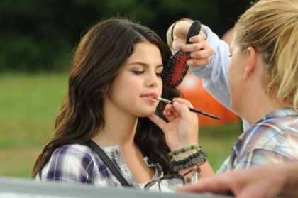 normal_34 - selena gomez 6