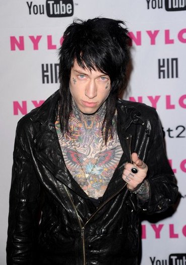 NYLON+YouTube+Young+Hollywood+Party+Arrivals+iNB8017h-Ftl - trace  cyrus fratele lui miley cyrus