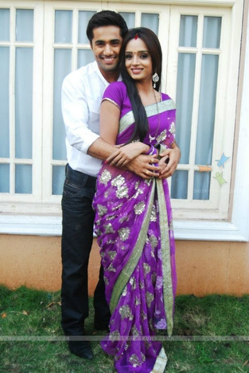 121670-still-image-of-abhay-and-surbhi - Parul Chauhan
