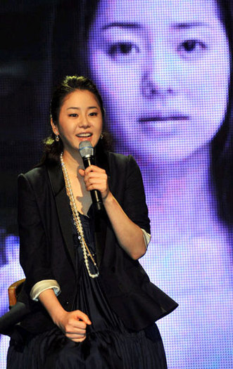 2010061400264_0 - Ko Hyun Jung