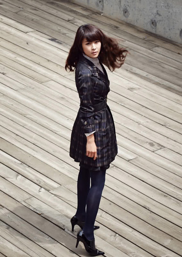 azdx52 - Ha Ji Won