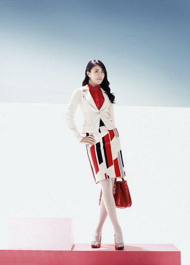 Ha_Ji_Won_013