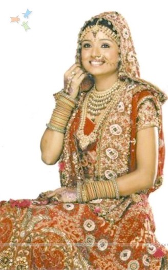 33260-parul-as-ragini-in-wedding-dress-in-sapna-babul-ka-bidaai - parul chauhan