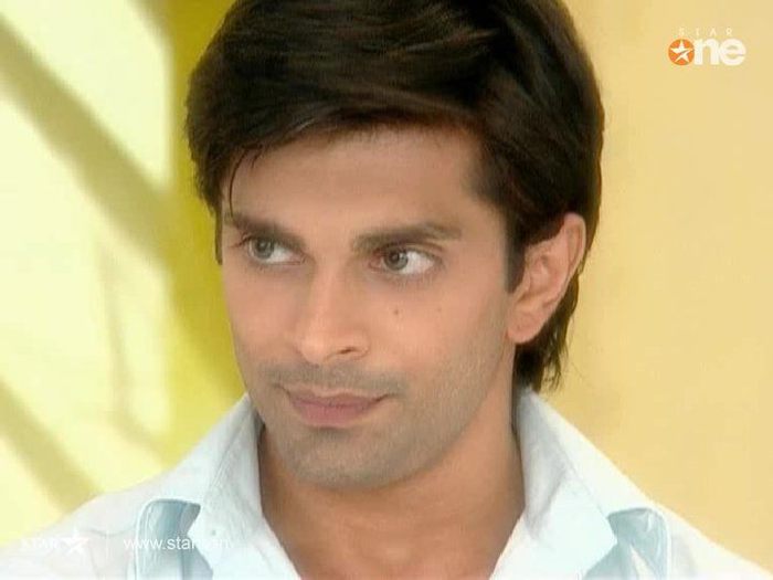 301239_157286164351994_100002118352383_308170_4098011_n - xxKaran Singh Grover-Armaanxx