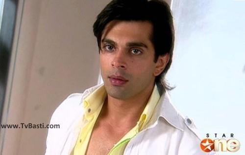 302522_171210176289874_130388720372020_336364_1954950701_n - xxKaran Singh Grover-Armaanxx