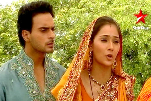 47957_151051354921189_111089155584076_390273_4520896_n - xxSara Khan si Angad Hasija-Sadhna si Alekhxx