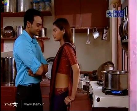 282648_244600865564859_157712290920384_958805_4541659_n - xxSara Khan si Angad Hasija-Sadhna si Alekhxx