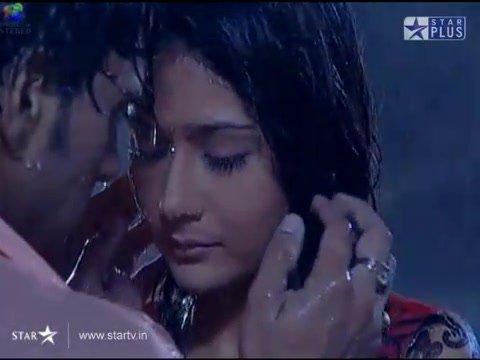 282763_244599022231710_157712290920384_958793_1739092_n - xxSara Khan si Angad Hasija-Sadhna si Alekhxx