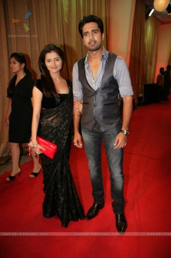 138205-avinash-sachdev-and-rubina-dilaik-at-big-television-awards-at-y - rubina dilaik