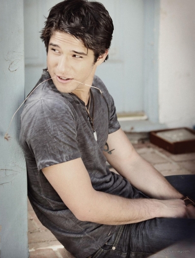 Tyler Posey (5)