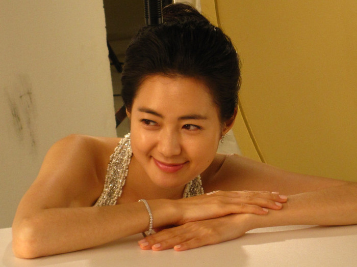 lee yo won nou; frumoasa
